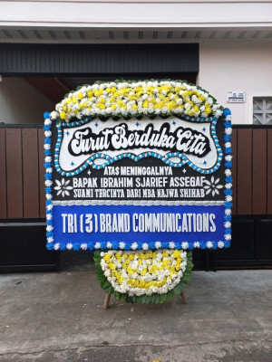 Papan Bunga Duka di Moyag Tampoan